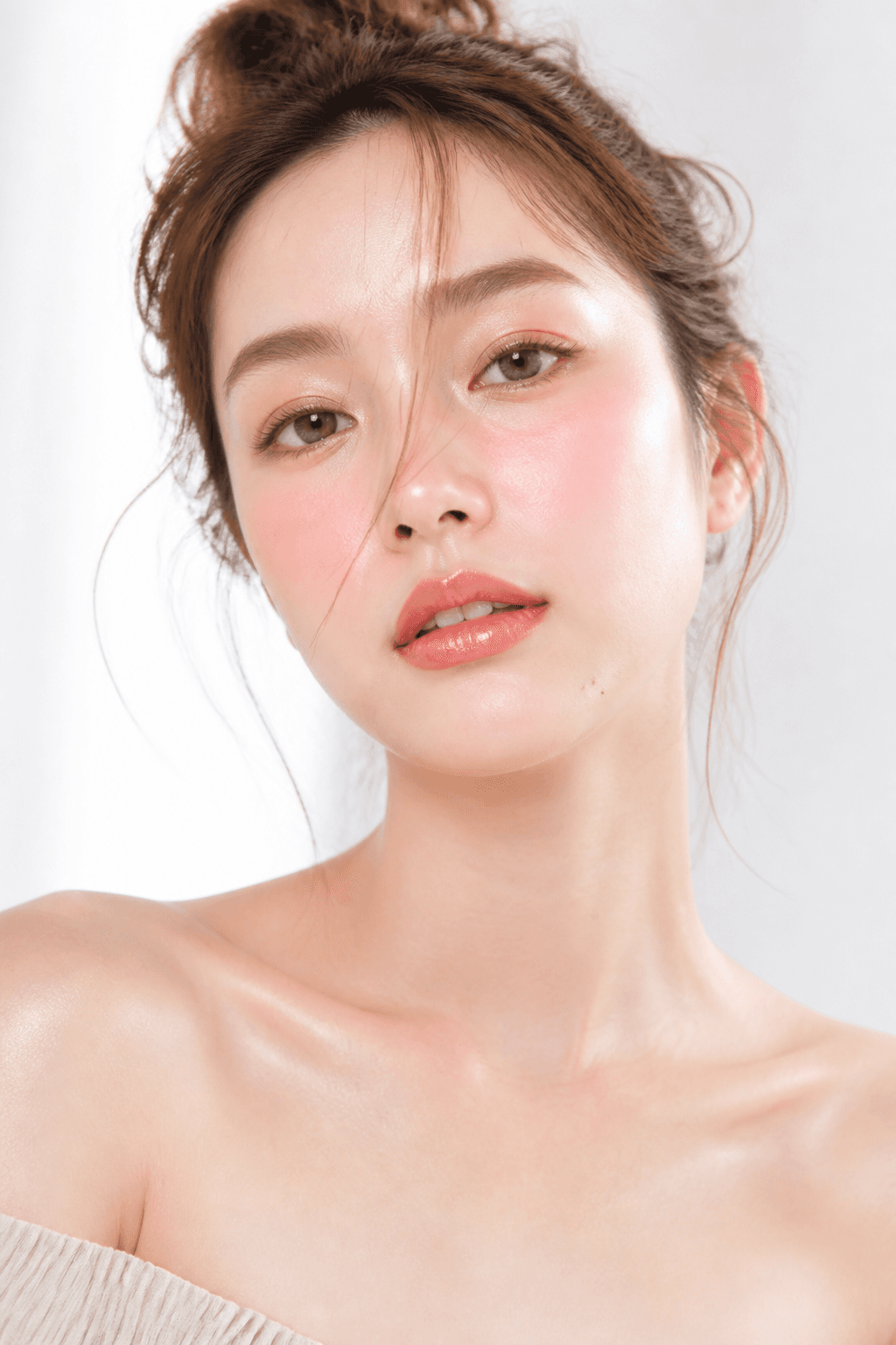 Still Rose มณี